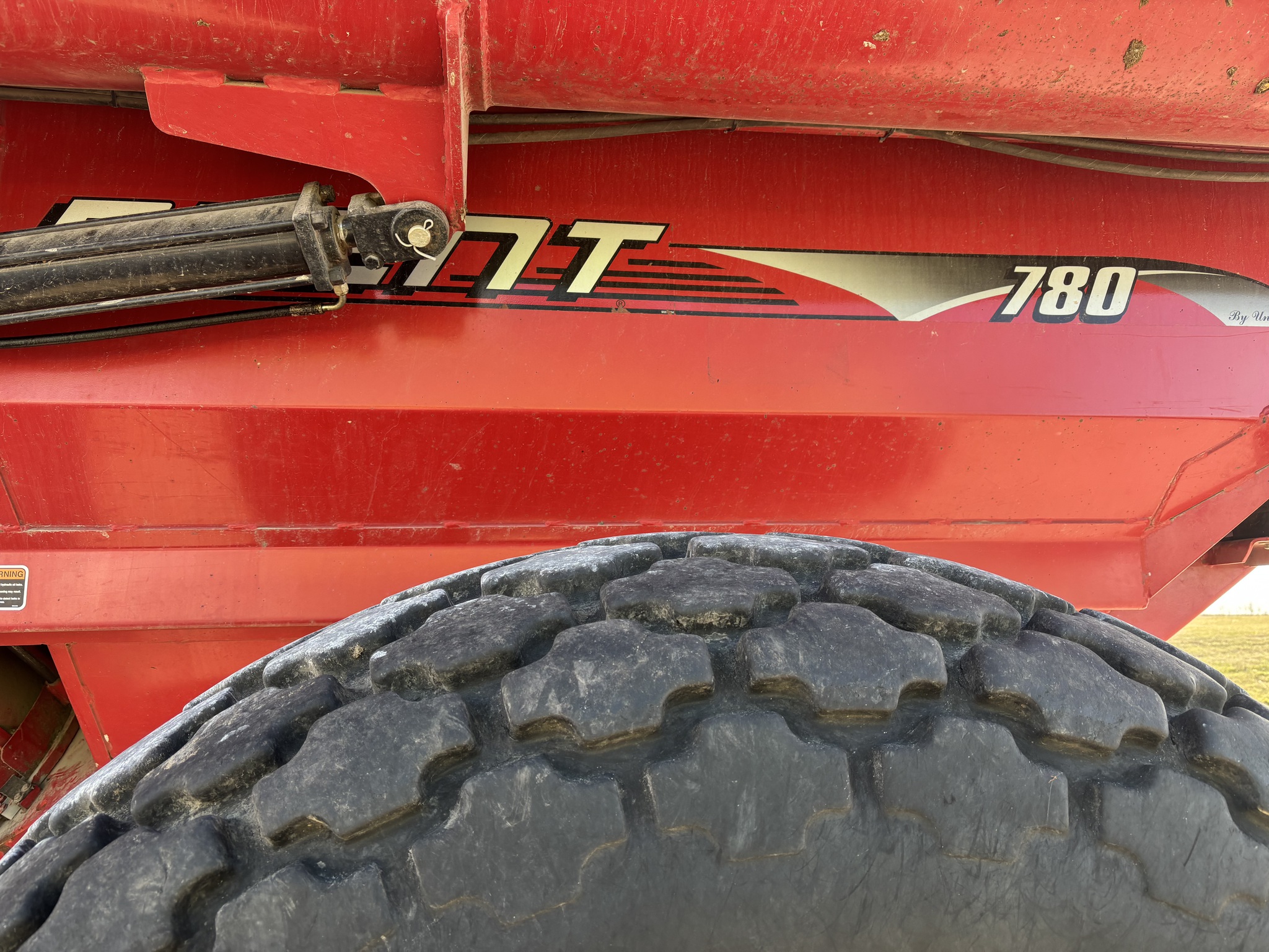  2005 Brent 780 at Heritage Tractor in Macomb, IL