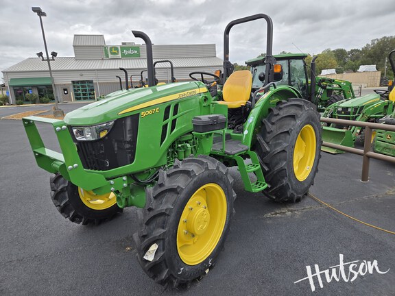 Photo of 2024 John Deere 5067E