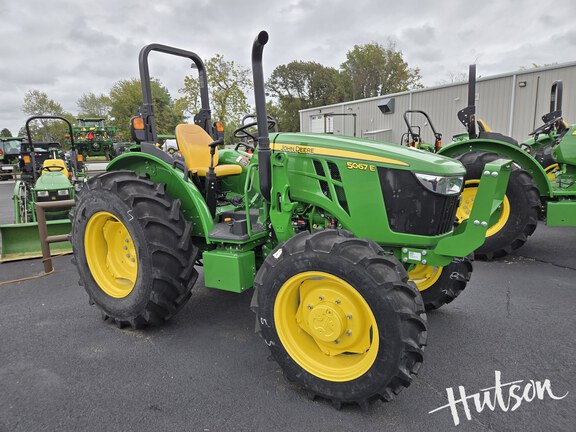 Photo of 2024 John Deere 5067E