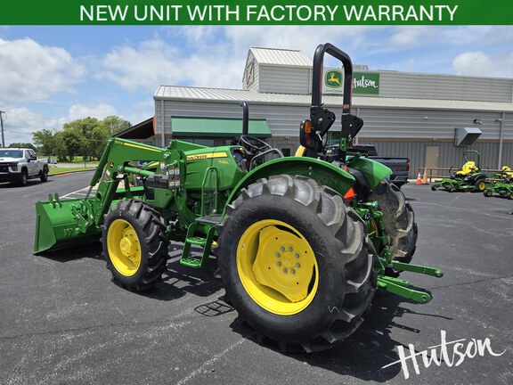 Photo of 2024 John Deere 5067E