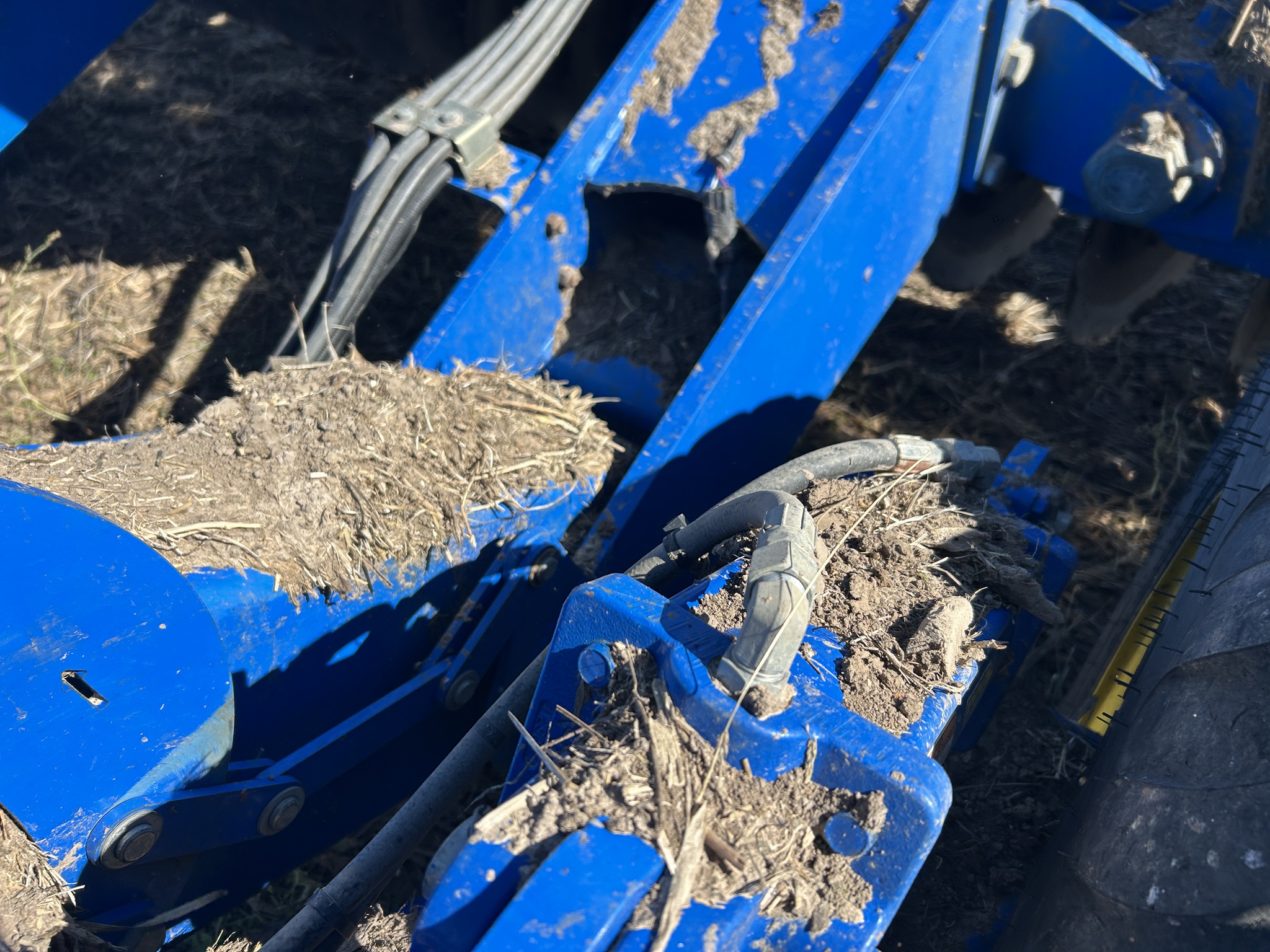  2017 Landoll 7833-30 at Heritage Tractor in Clinton, MO