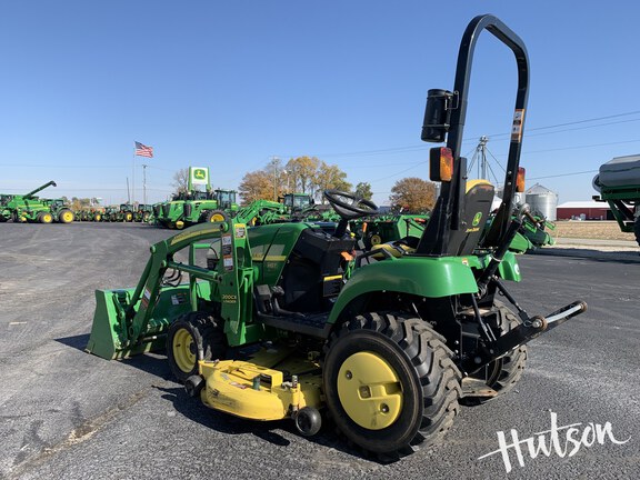 Photo of 2010 John Deere 2305