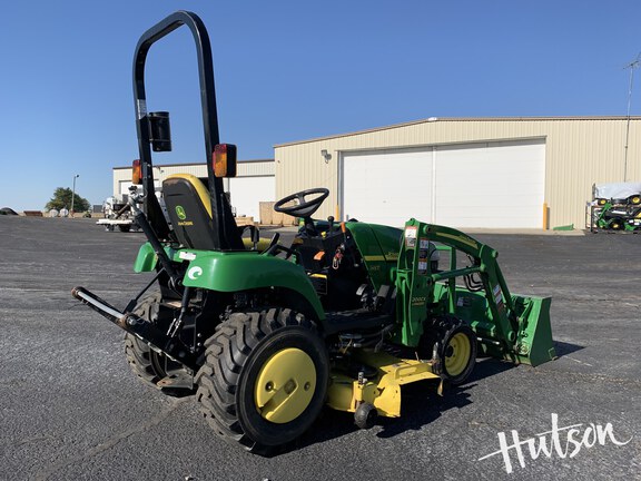 Photo of 2010 John Deere 2305
