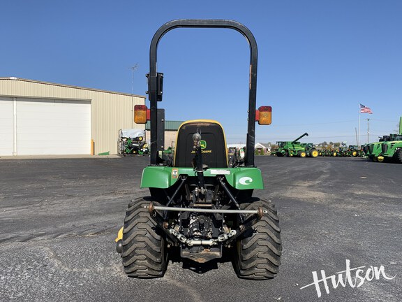Photo of 2010 John Deere 2305
