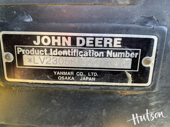 Photo of 2010 John Deere 2305