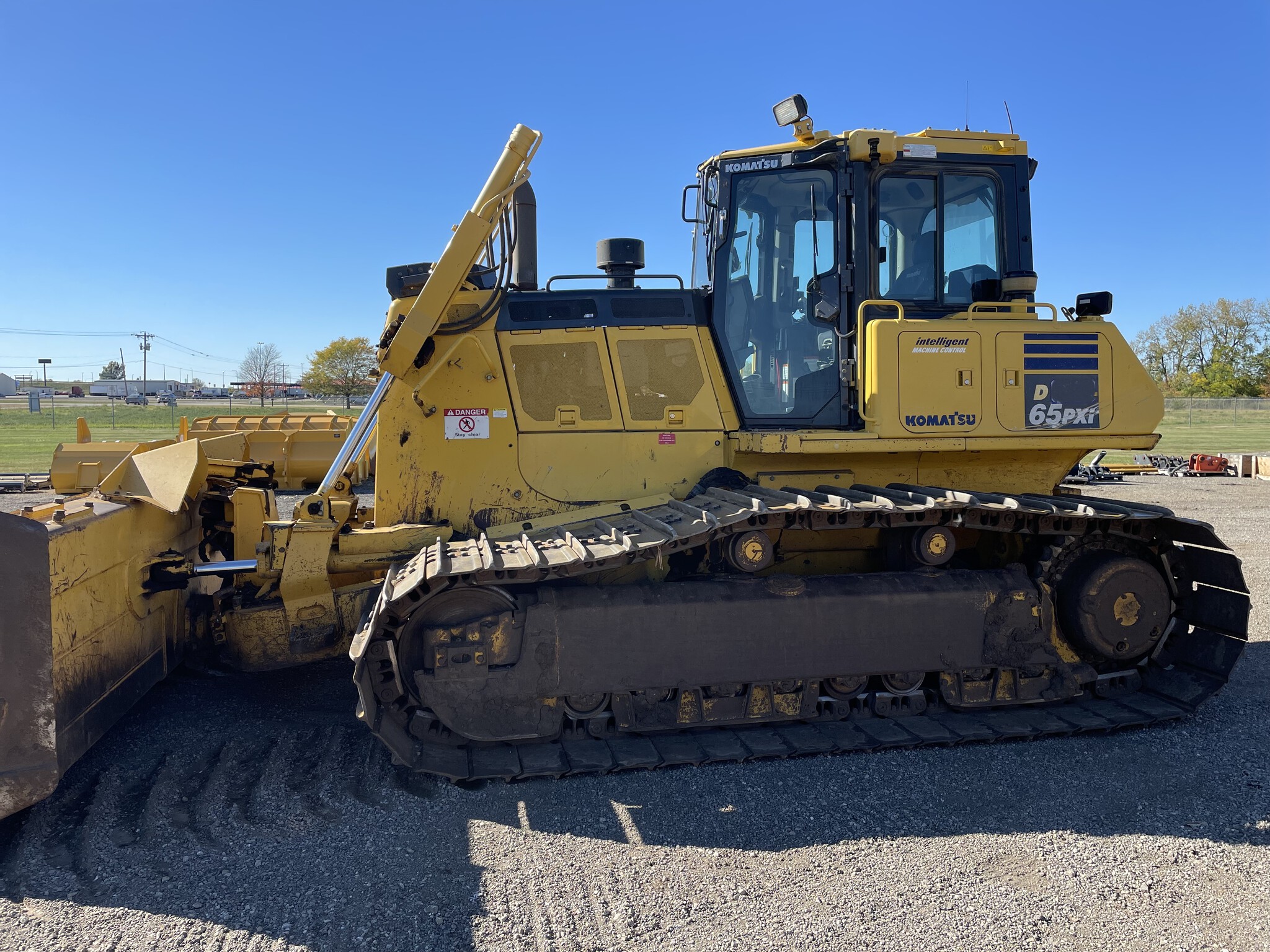 2018 Komatsu D65PXI-18 Image 3
