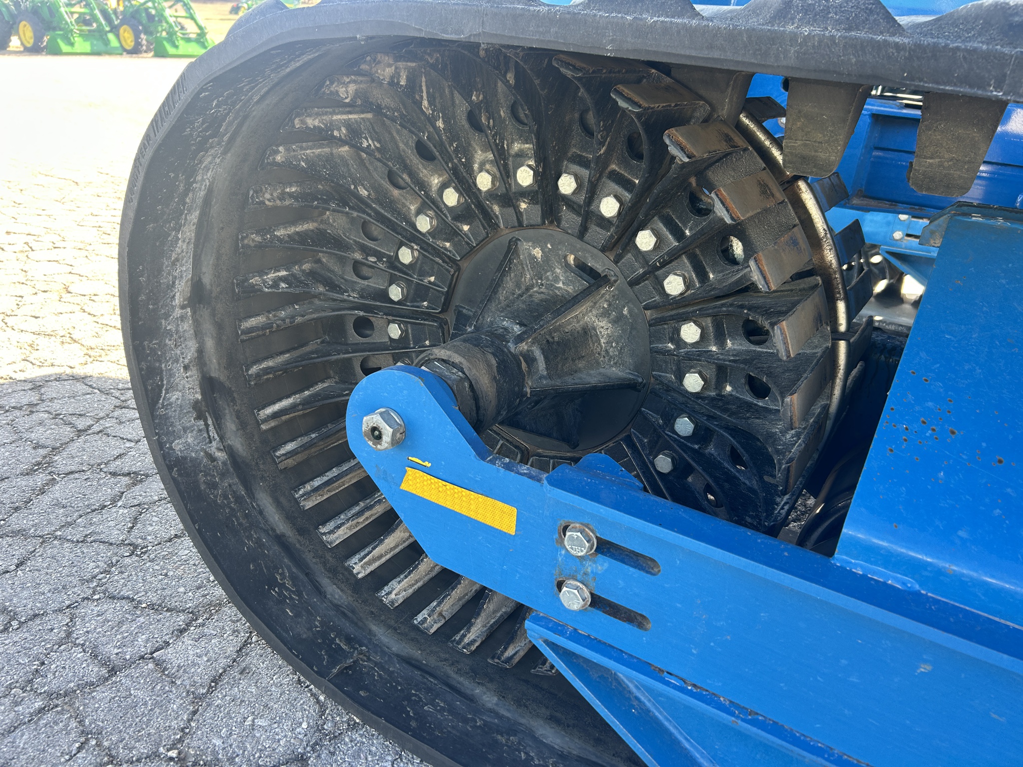  2010 Kinze 1050 at Heritage Tractor in Baldwin City, KS