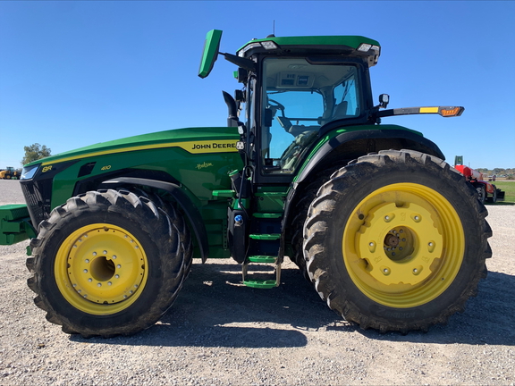 Photo of 2022 John Deere 8R 410