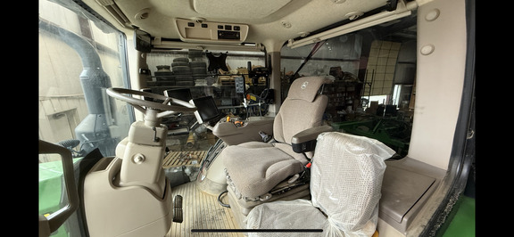 Photo of 2020 John Deere 8295R