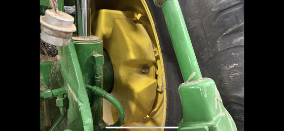 Photo of 2020 John Deere 8295R