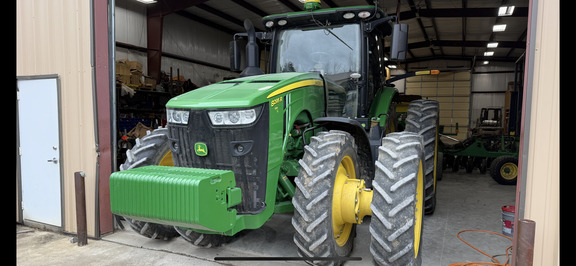 Photo of 2020 John Deere 8295R