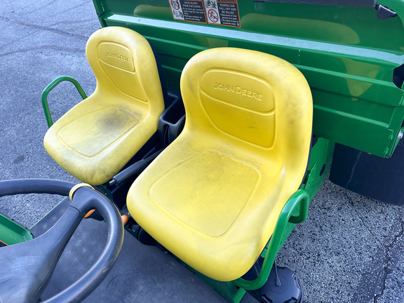 2022 John-Deere TS 4X2