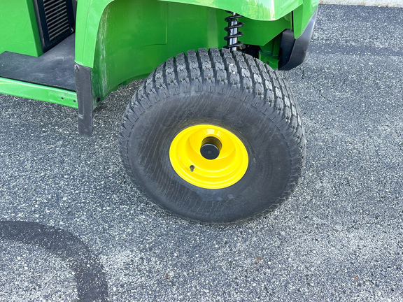 2022 John-Deere TS 4X2