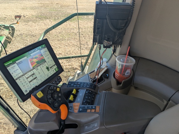 Photo of 2023 John Deere S780