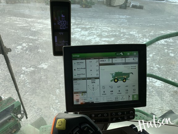 Photo of 2023 John Deere S780