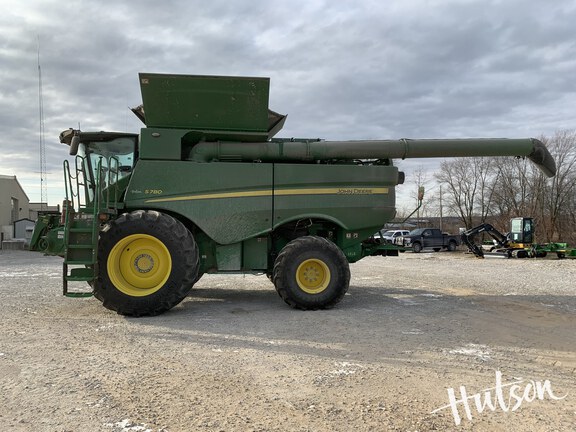 Photo of 2023 John Deere S780