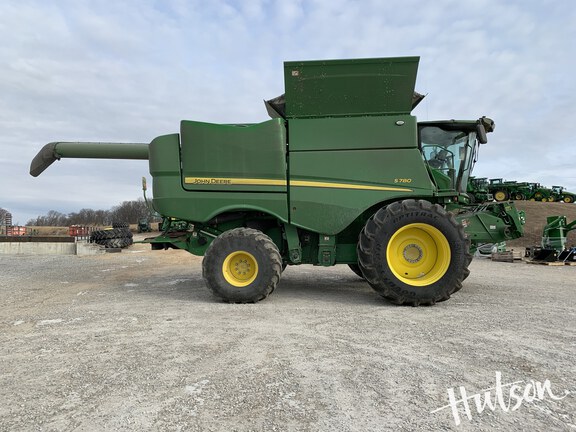 Photo of 2023 John Deere S780