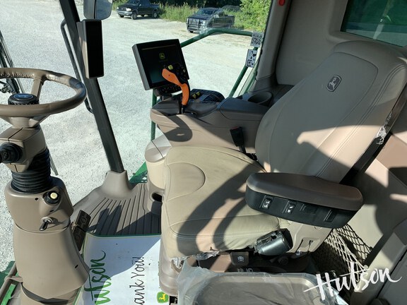 Photo of 2023 John Deere S780