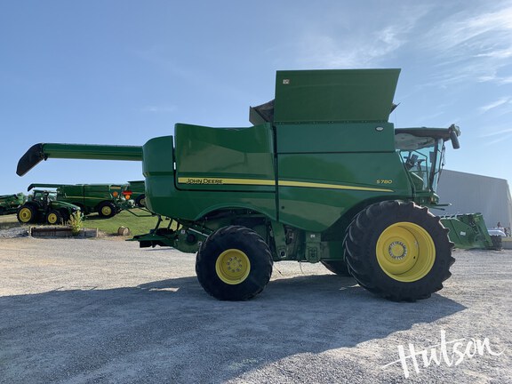 Photo of 2023 John Deere S780