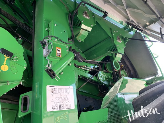 Photo of 2023 John Deere S780