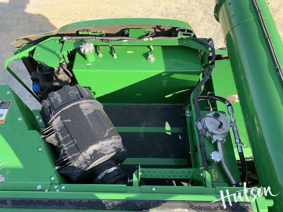 Photo of 2023 John Deere S780