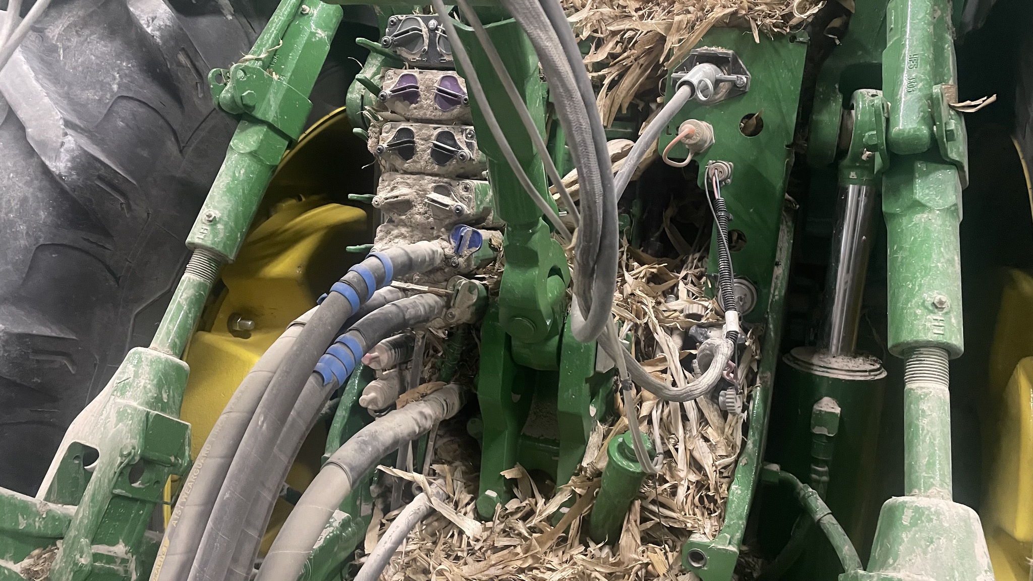 2023 Unverferth 1450 Image 12