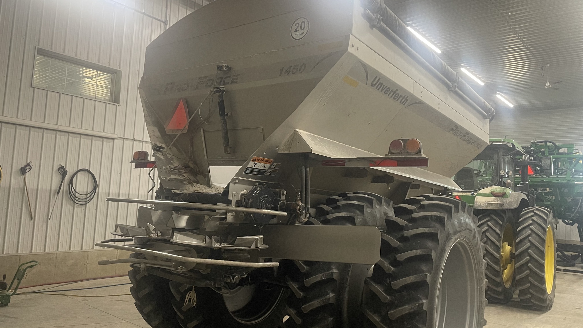 2023 Unverferth 1450 Image 3