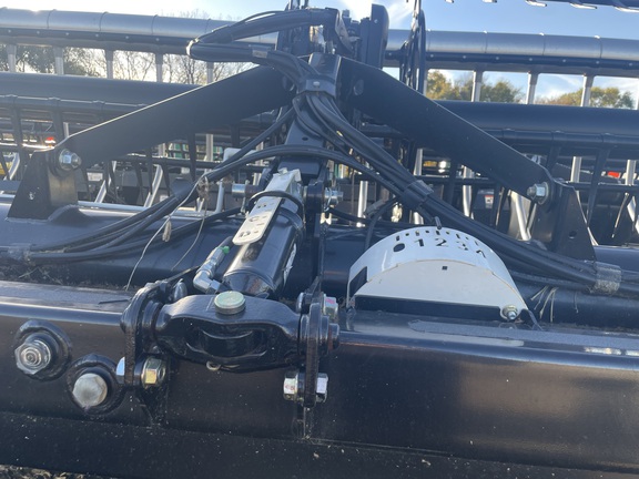 2017 MacDon FD75-40 - Photo9