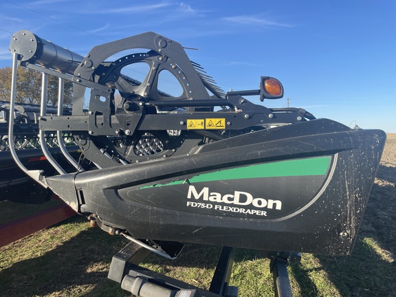 2017 MacDon FD75-40 - Photo2