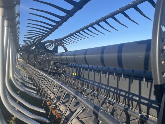 2017 MacDon FD75-40 - Photo21