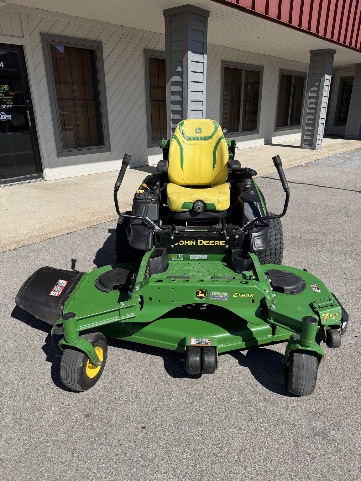 2023 John Deere Z970R Image 2