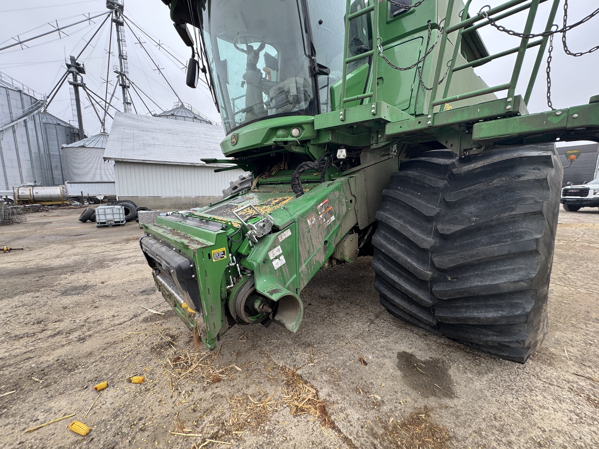 2023 John Deere S780 Image 13