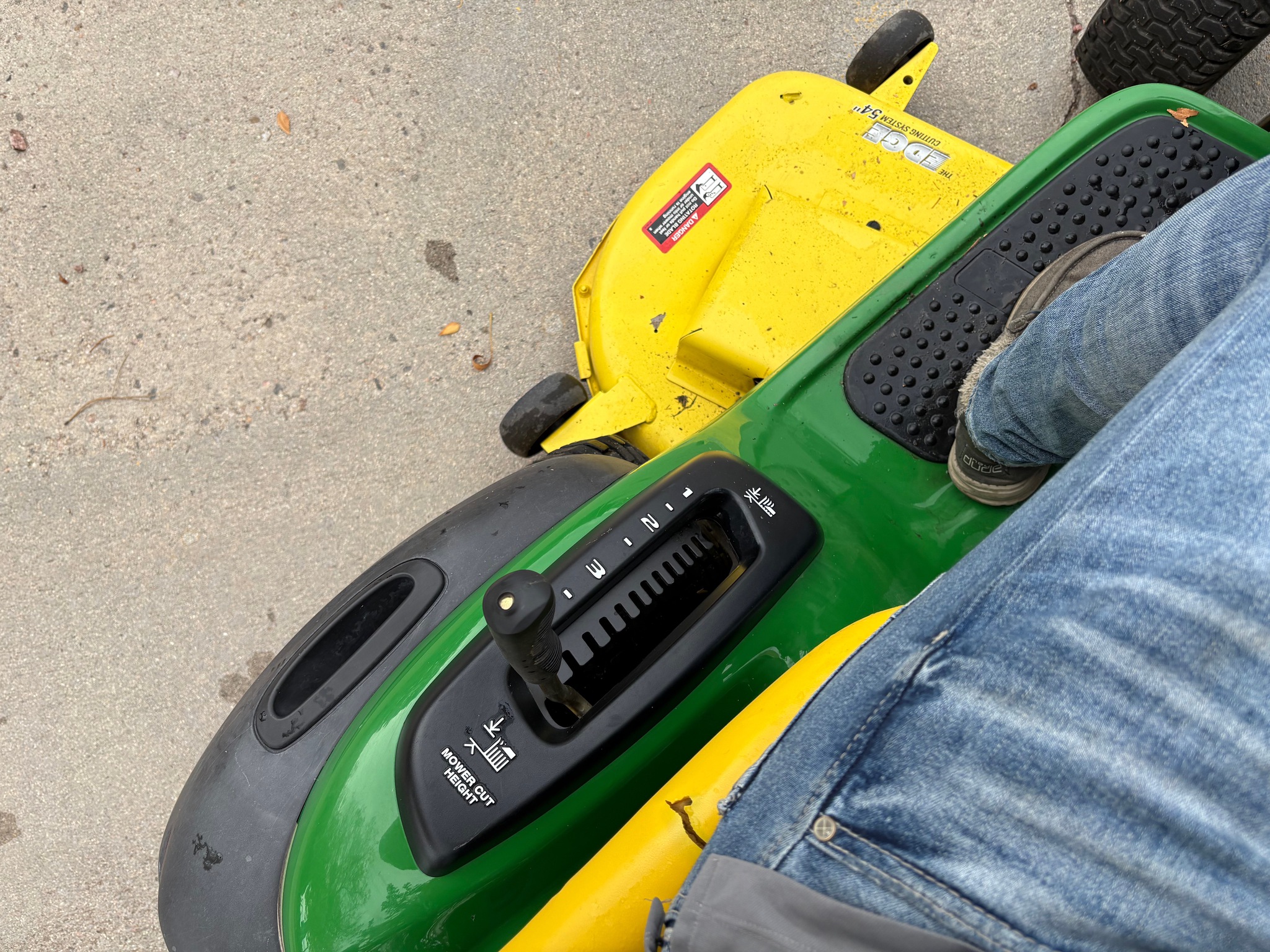 John Deere LA150 Image 7