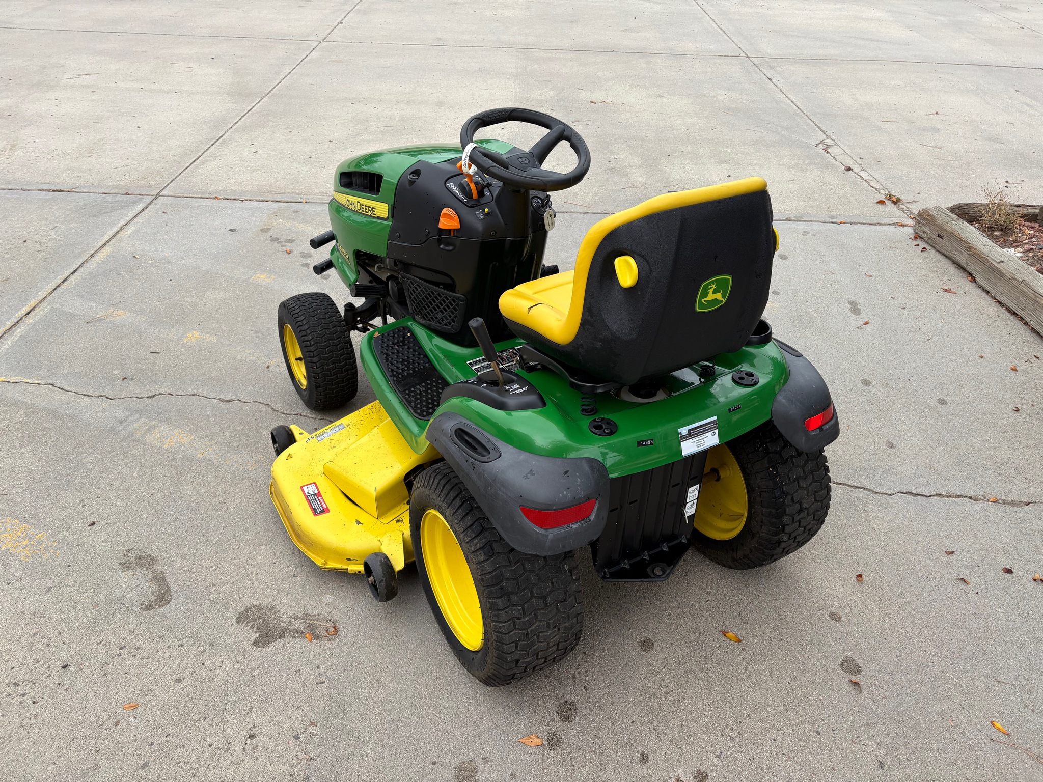 John Deere LA150 Image 4