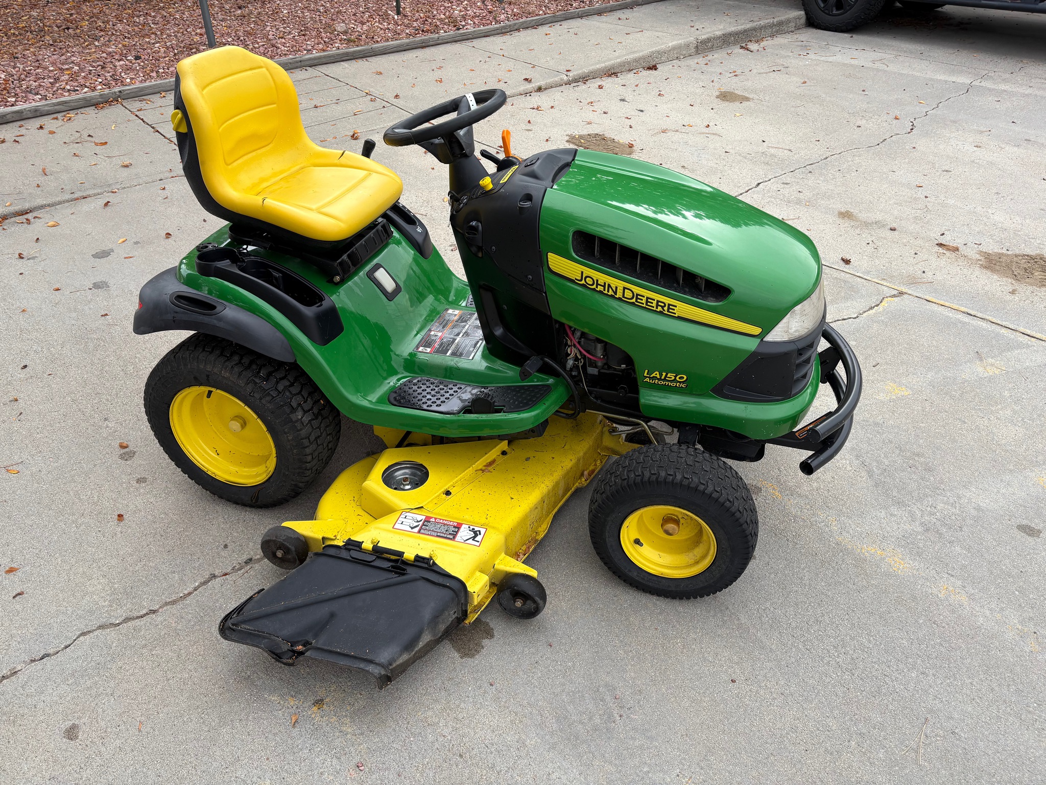 John Deere LA150 Image 3