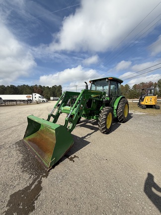 2021 John Deere 5075E Photo 1