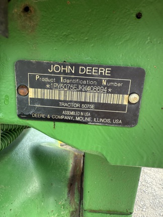 2021 John Deere 5075E Photo 12