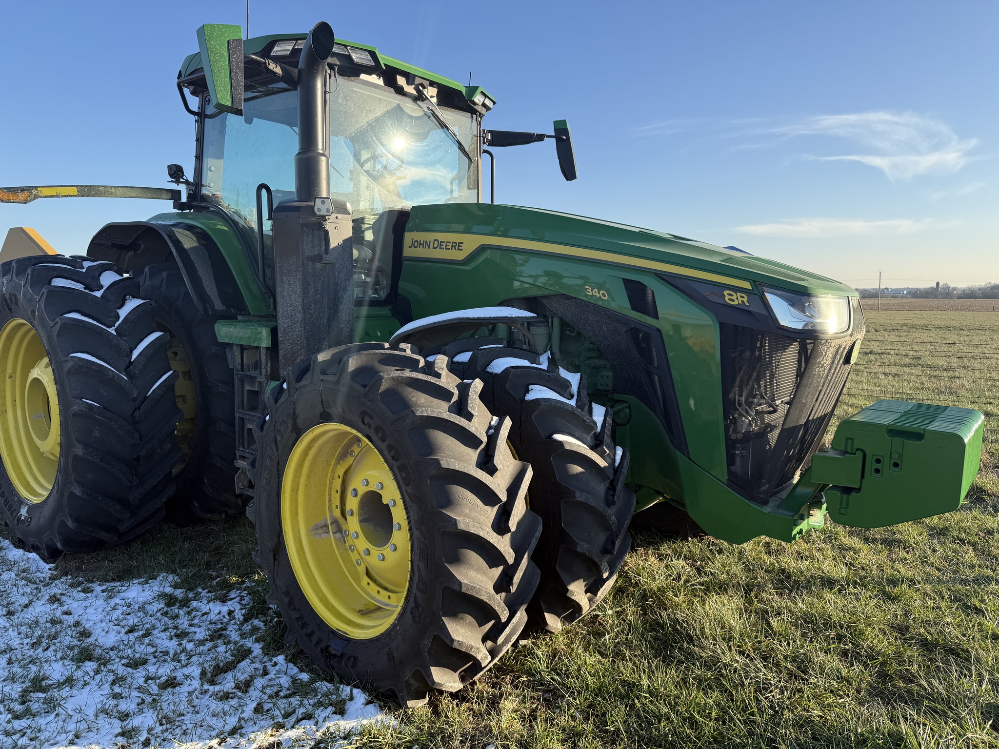  2025 John Deere 8R 340 at Heritage Tractor in Nevada, MO