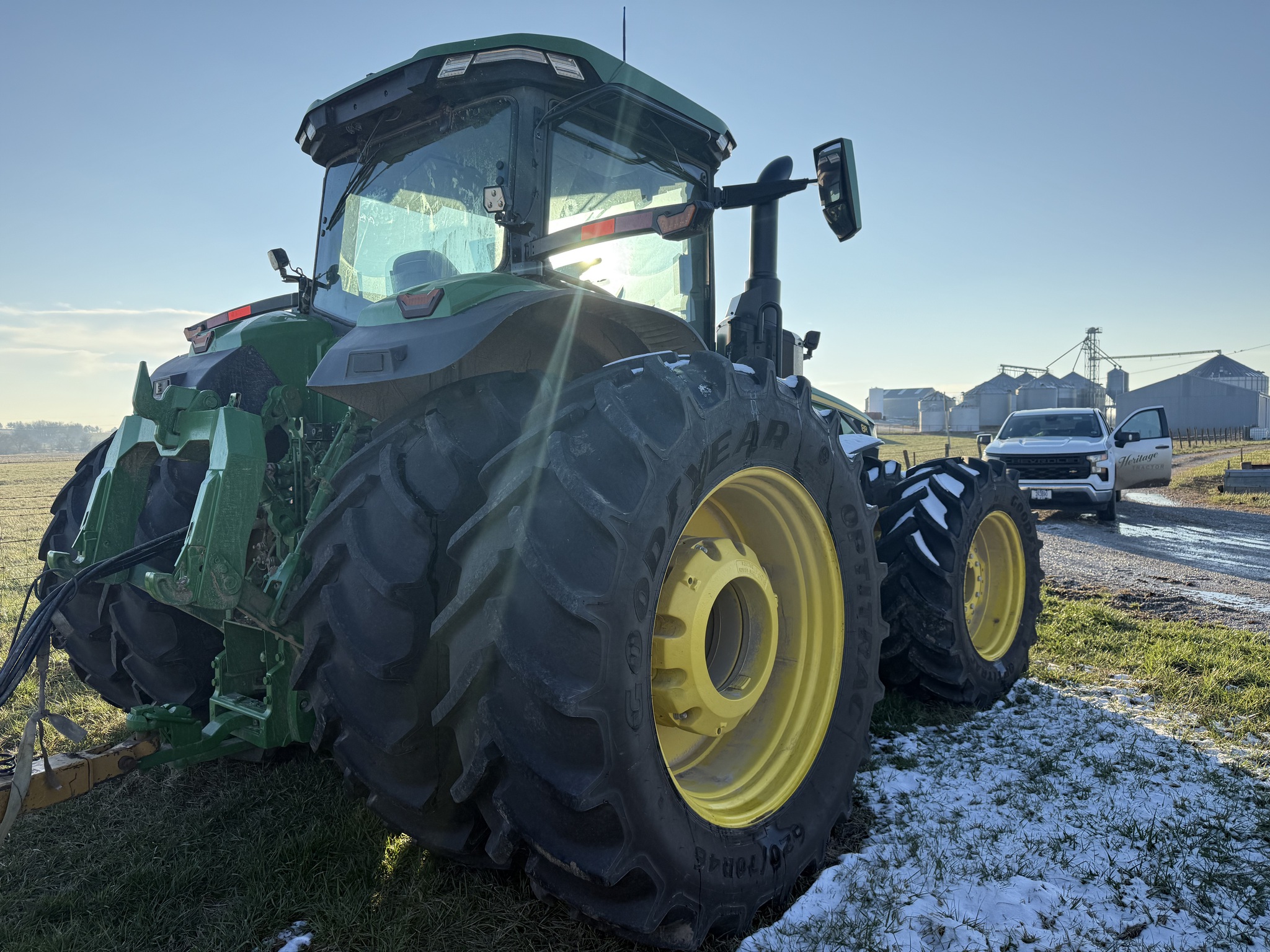  2025 John Deere 8R 340 at Heritage Tractor in Nevada, MO