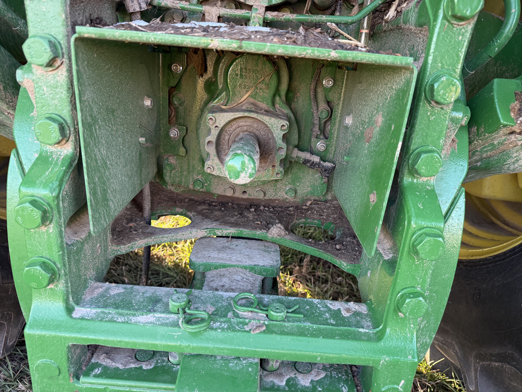  2025 John Deere 8R 340 at Heritage Tractor in Nevada, MO