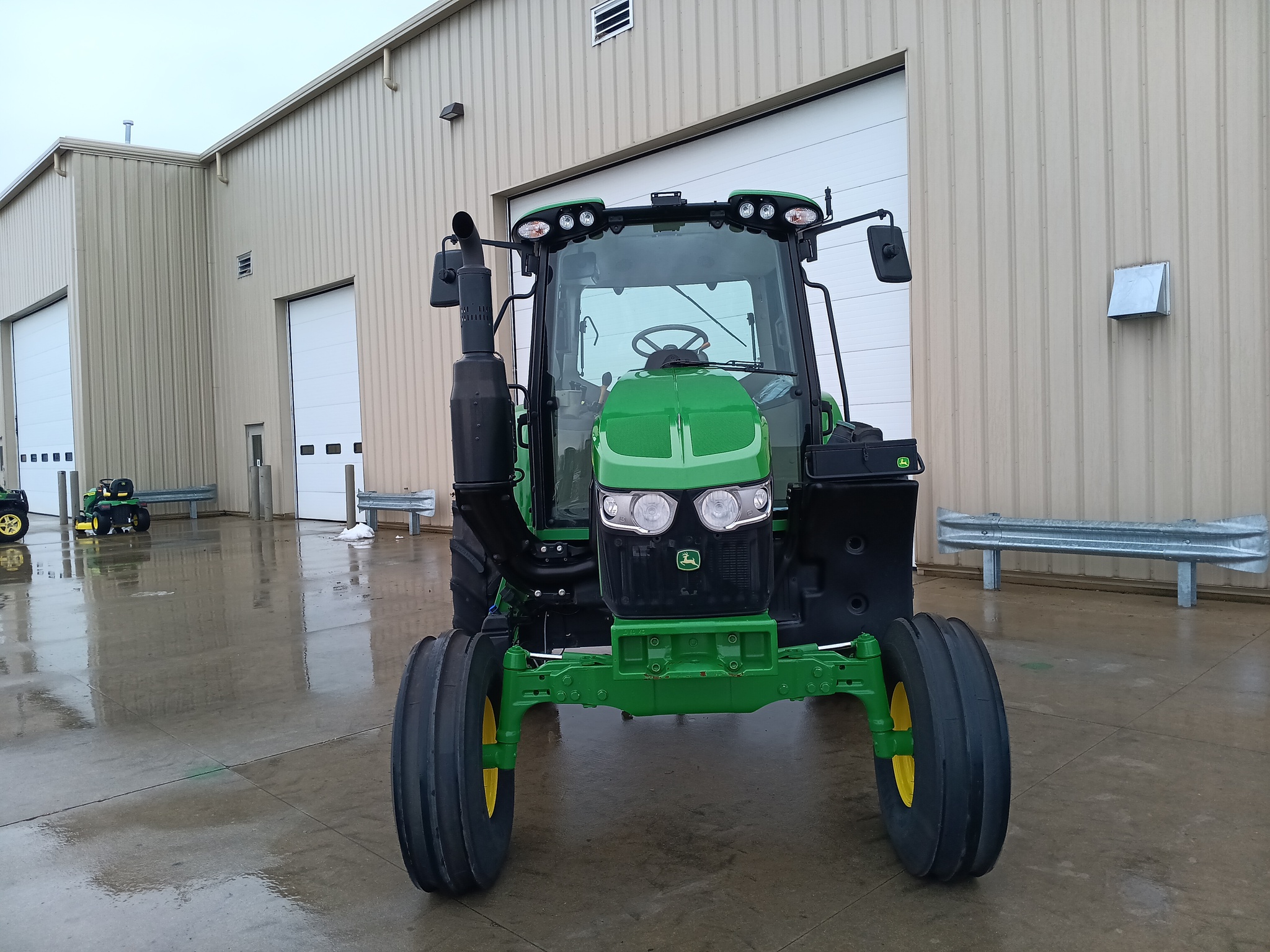 2023 John Deere 6110M Image 8