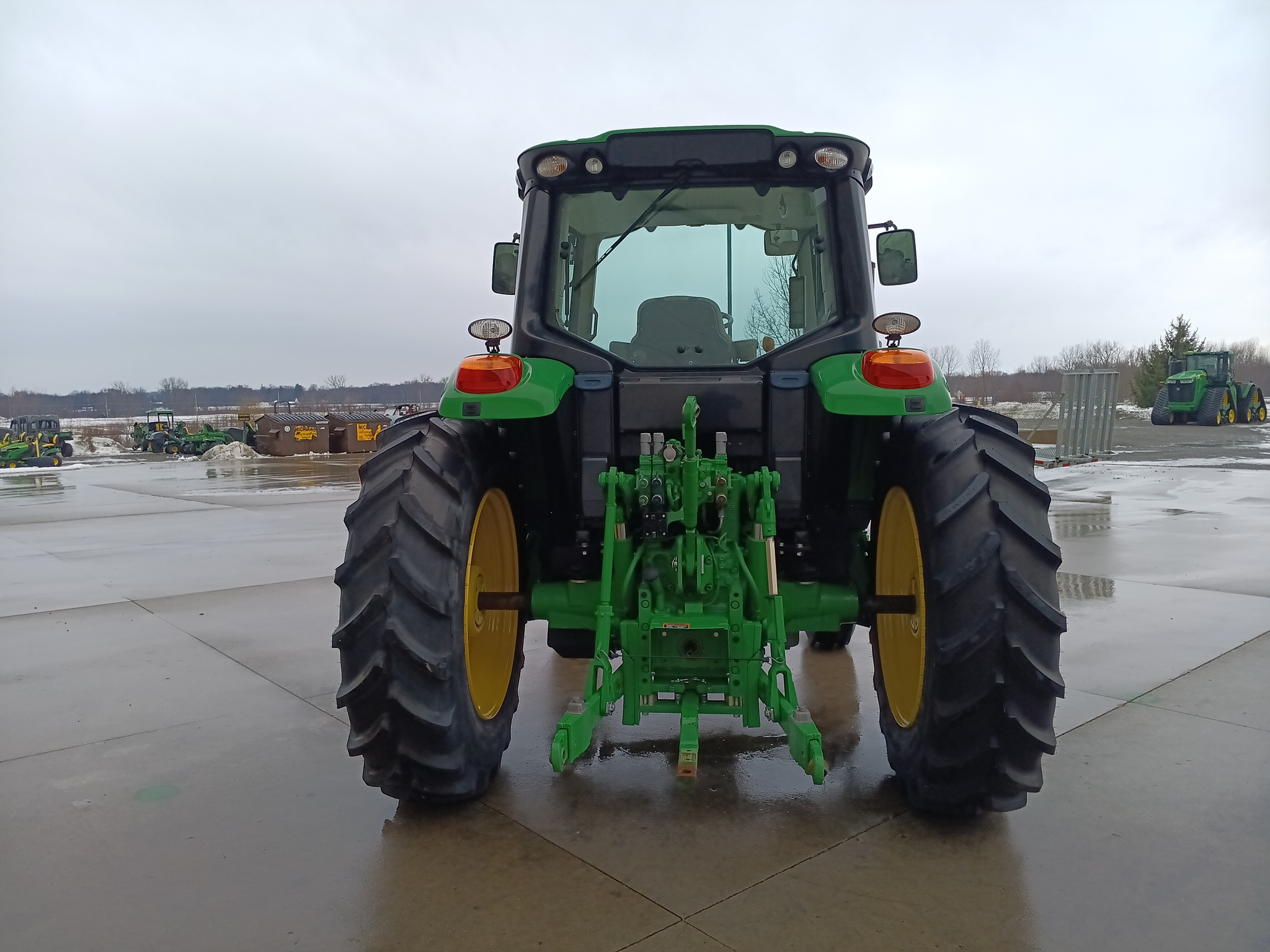 2023 John Deere 6110M Image 4