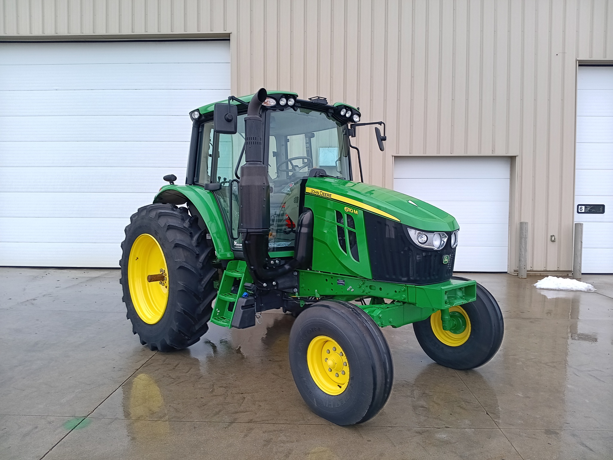 2023 John Deere 6110M Image 1