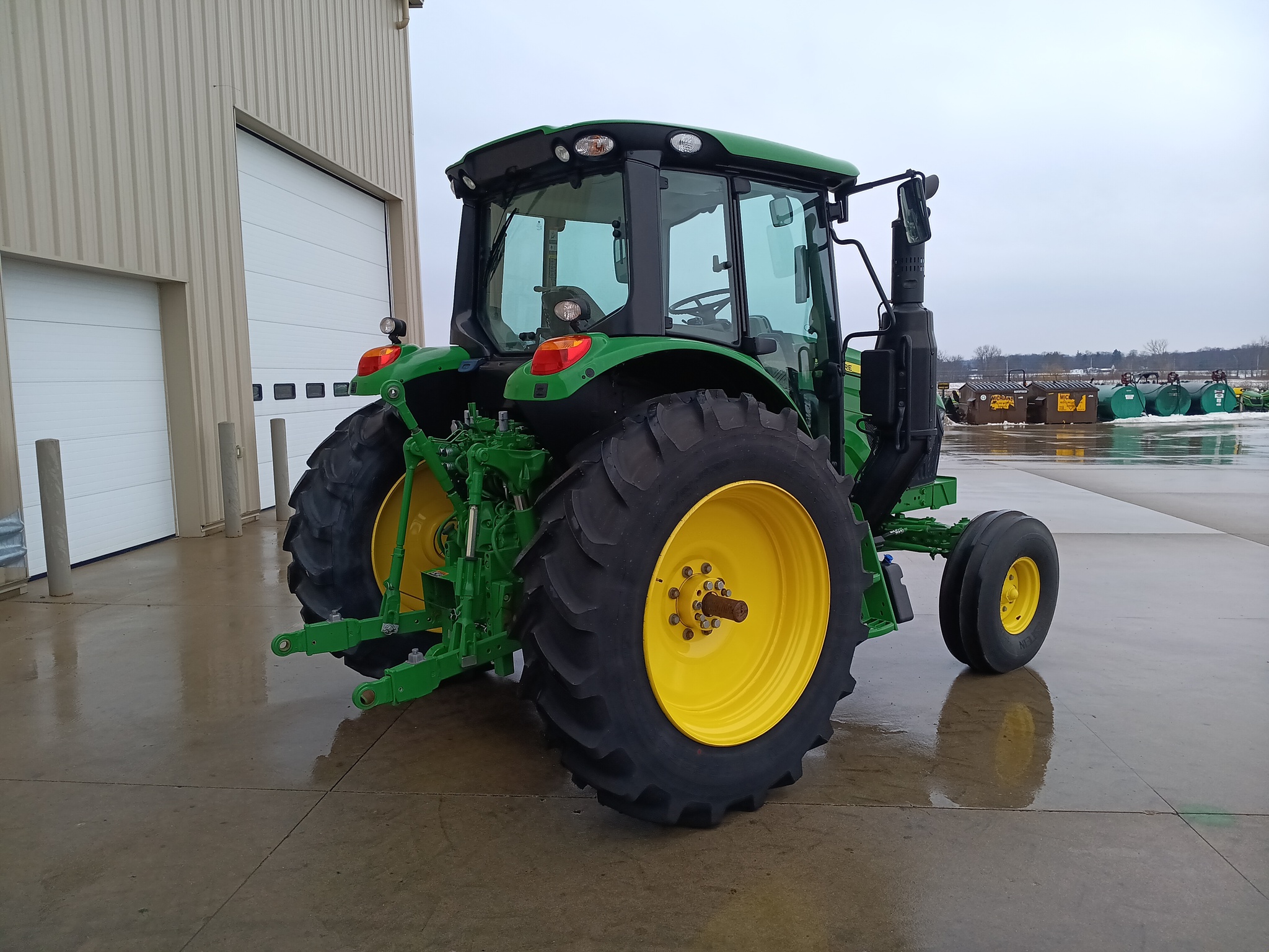 2023 John Deere 6110M Image 3