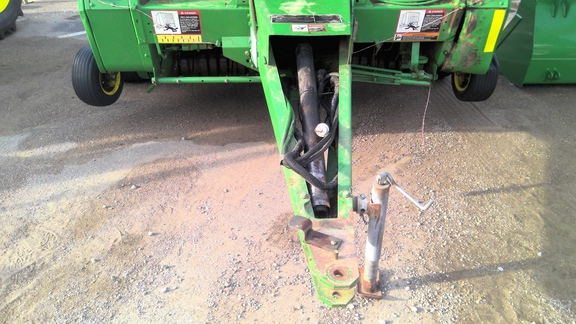 2002 John Deere 557