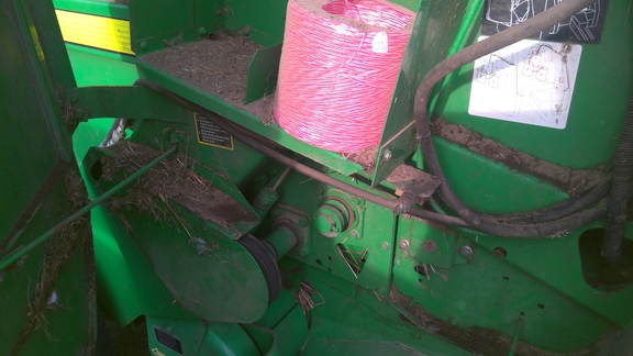 2002 John Deere 557