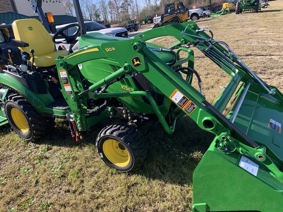 2025 John Deere 1025R Photo 1
