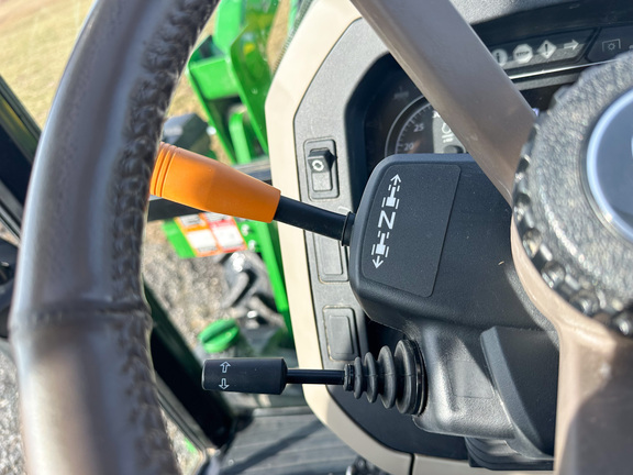 2024 John-Deere 5100E