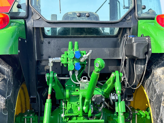 2024 John-Deere 5100E