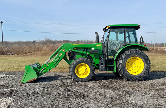 2024 John-Deere 5100E